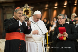 2-Visita pastoral: Encuentro con el clero, los religiosos y los di&#xe1;conos permanentes