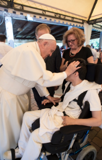 7-Visita del Santo Padre alla Cooperativa OSA a Roma