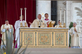 13-Solemnity of the Most Holy Body and Blood of Christ - Holy Mass and Procession