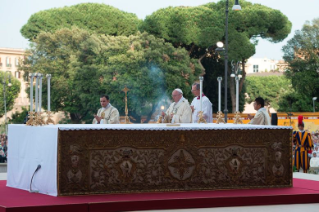 35-Sant&#xed;simo Cuerpo y Sangre de Cristo - Santa Misa y procesión