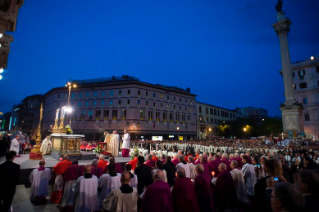 47-Sant&#xed;simo Cuerpo y Sangre de Cristo - Santa Misa y procesión