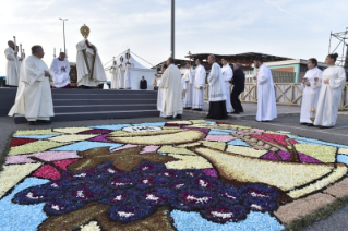 43-Solenidade do Santíssimo Corpo e Sangue de Cristo - Santa Missa e Procissão