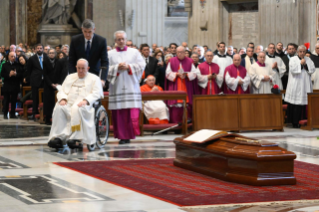 2-Cappella Papale per le Esequie del Signor Cardinale George Pell