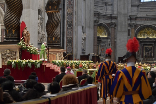 5-Concelebración Eucarística en la Jornada Mundial del Migrante y del Refugiado