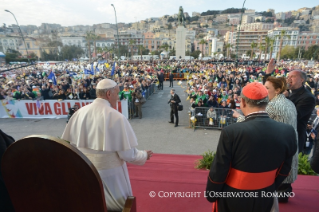 0-Pastoral Visit: Meeting with young people