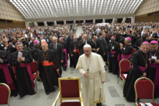 11-Rencontre des jeunes avec le Pape Fran&#xe7;ois et les P&#xe8;res synodaux &#xe0; l'occasion de la XVe Assembl&#xe9;e g&#xe9;n&#xe9;rale ordinaire du Synode des &#xe9;v&#xea;ques 