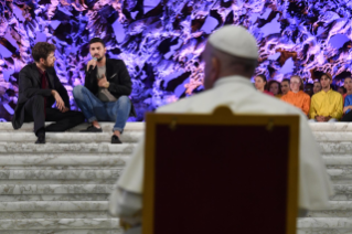 21-Begegnung der Jugendlichen mit Papst Franziskus und den Synodenvätern aus Anlass der 15. Generalversammlung der Bischofssynode