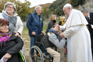 5-Visita del Santo Padre al Santuario Franciscano de Greccio