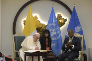 7-Encuentro con los participantes en la Asamblea del Fondo Internacional de Desarrollo Agrícola (FIDA)