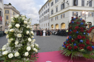 17-Hochfest der ohne Erbsünde empfangenen Jungfrau und Gottesmutter Maria  – Gebet vor der Mariensäule auf dem Spanischen Platz