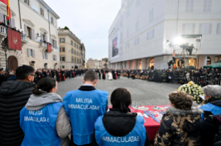 3-Hochfest der ohne Erbsünde empfangenen Jungfrau und Gottesmutter Maria – Gebet vor der Mariensäule auf dem Spanischen Platz