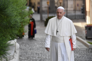 0-Opening of the XV Ordinary General Assembly of the Synod of Bishops: Introductory Prayer and Greeting of the Pope