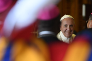 2-Apertura della XV Assemblea Generale Ordinaria del Sinodo dei Vescovi: Preghiera iniziale e Saluto del Papa