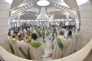 17-Celebrazione della Santa Messa per i Partecipanti al Meeting “Liberi dalla paura” 