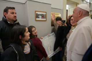 1-Diálogo do Papa Francisco com os estudantes da Escola "Pilo Albertelli" de Roma