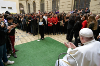 6-Diálogo do Papa Francisco com os estudantes da Escola "Pilo Albertelli" de Roma