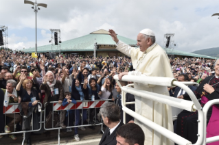 2-Pastoralbesuch in Loppiano (Florenz): Begegnung mit der Gemeinschaft der Fokolarbewegung 