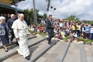 11-Pastoralbesuch in Loppiano (Florenz): Begegnung mit der Gemeinschaft der Fokolarbewegung 