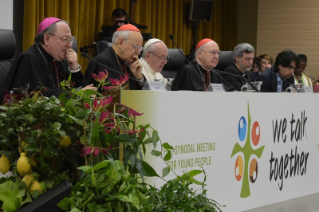 14-Reunião pré-sinodal com os jovens no Pontifício Colégio Internacional "Maria Mater Ecclesiae" 