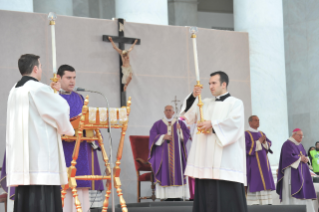 4-Visita Pastoral: Concelebra&#xe7;&#xe3;o Eucar&#xed;stica na Pra&#xe7;a do Plebiscito