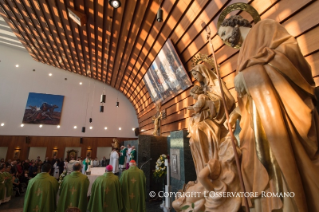 17-Visita pastorale alla Parrocchia "Santa Maria Josefa del Cuore di Gesù a Castelverde"