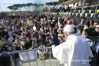 0-Pastoralbesuch in der römischen Pfarrei "Santa Maddalena di Canossa" 