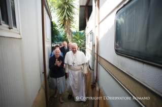 3-Visita pastoral a la parroquia romana de Santa María Regina Pacis, Ostia