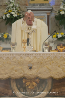 8-Visita pastoral a la parroquia romana de Santa María Regina Pacis, Ostia