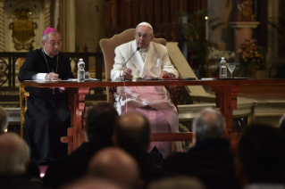 15-Encuentro con los párrocos de Roma