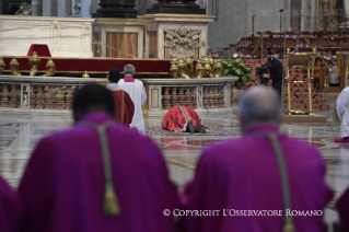 7-Venerdì Santo – Celebrazione della Passione del Signore