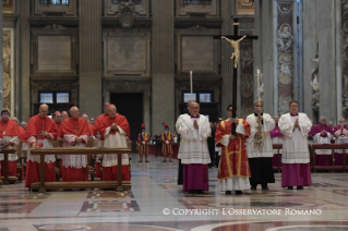 21-Venerdì Santo – Celebrazione della Passione del Signore