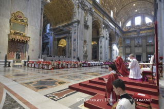 12-Venerdì Santo – Celebrazione della Passione del Signore