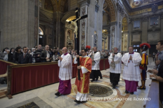 17-Venerdì Santo – Celebrazione della Passione del Signore