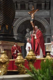 40-Viernes Santo - Celebración de la Pasión del Señor