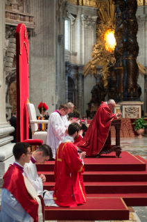 26-Vendredi Saint - Célébration de la Passion du Seigneur