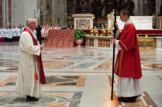 22-Venerdì Santo – Celebrazione della Passione del Signore