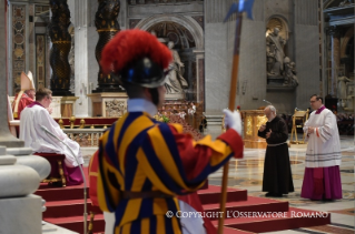 15-Venerdì Santo – Celebrazione della Passione del Signore