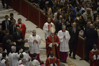 1-Good Friday – Celebration of the Passion of the Lord