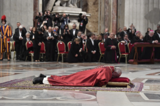 6-Good Friday – Celebration of the Passion of the Lord