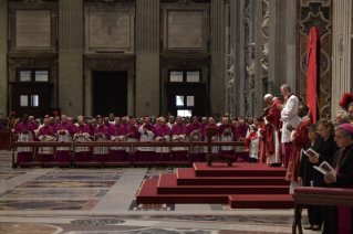 11-Venerdì Santo – Celebrazione della Passione del Signore