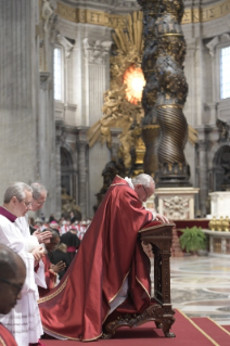 21-Venerdì Santo – Celebrazione della Passione del Signore