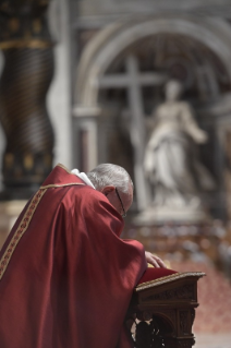 23-Good Friday – Celebration of the Passion of the Lord