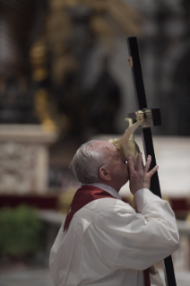 34-Good Friday – Celebration of the Passion of the Lord