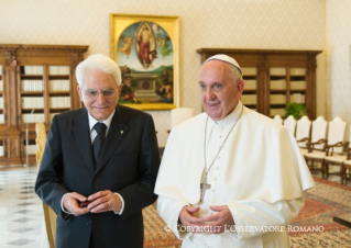 6-Papstaudienz für den italienischen Staatspräsidenten Sergio Mattarella