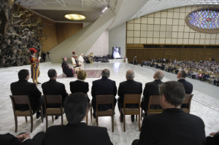 11-A los dirigentes y personal de la Jefatura de policía de Roma y de la Dirección Central de Sanidad