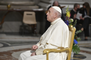 18-Rezo del Rosario presidido por el Papa Francisco para invocar el fin de la pandemia