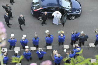 24-Le Pape François préside la récitation du chapelet