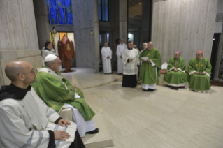 33-Visita Pastoral à paróquia romana de São Crispim de Viterbo em Labaro