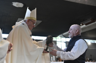 34-Pastoralbesuch in der römischen Pfarrei "San Paolo della Croce"