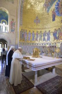 25-Besuch der Basilika Santa Sofia in Rom und Begegnung mit der ukrainischen griechisch-katholischen Gemeinde 